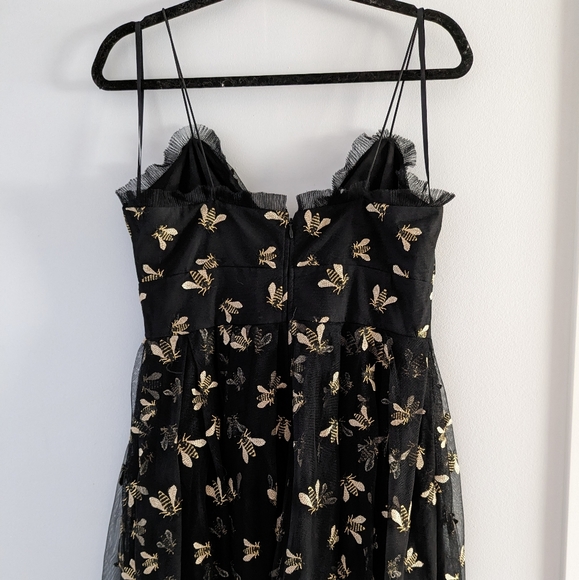 ASOS Bee Dress - Picture 2 of 3